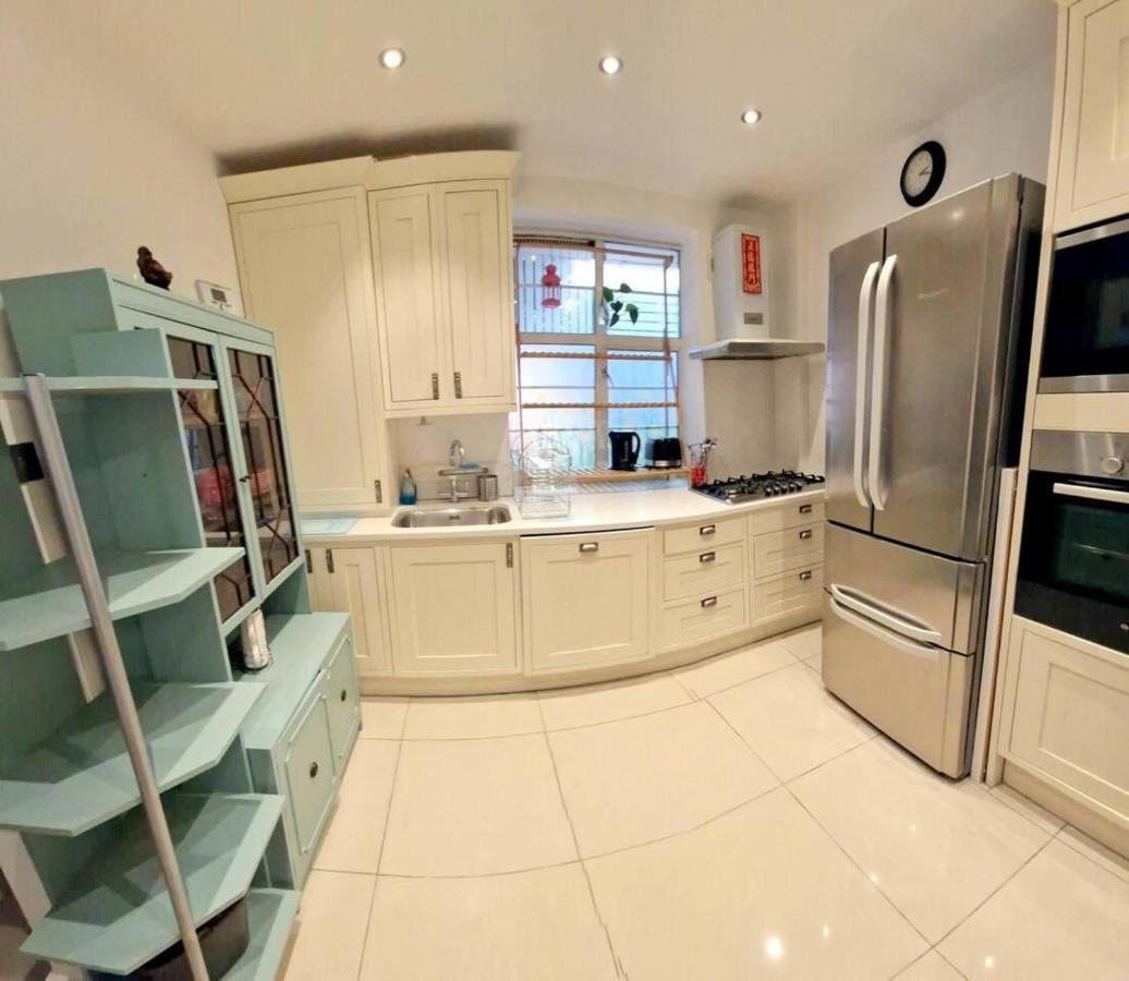 Modern 3-Bed House In Surrey Quays Villa London Eksteriør billede