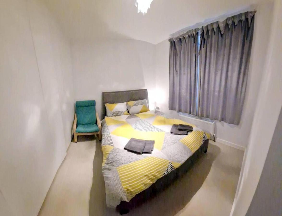 Modern 3-Bed House In Surrey Quays Villa London Eksteriør billede